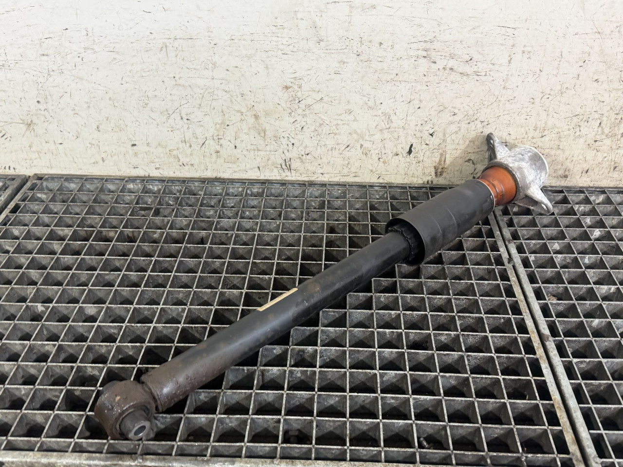 DIJELOVI AMORTIZER AUDI A6 4K > 18- 4K0513035AG