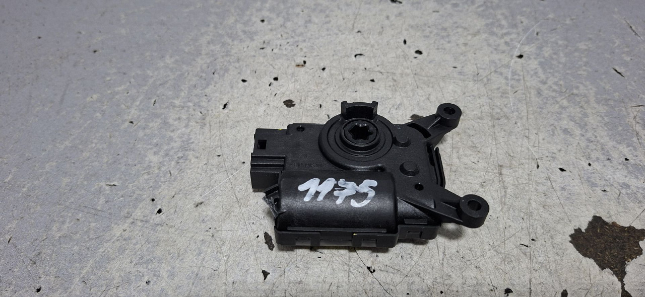 DIJELOVI MOTORIC KLAPNE SKODA OCTAVIA > 19- 2.0 2Q0907511F
