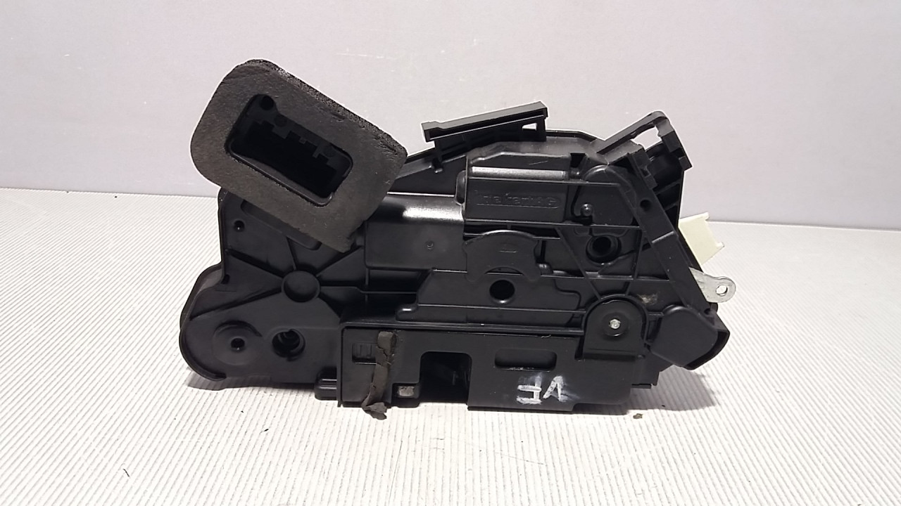 DIJELOVI BRAVA VRATA VW GOLF 7 > 12-16 15A5K1837015E
