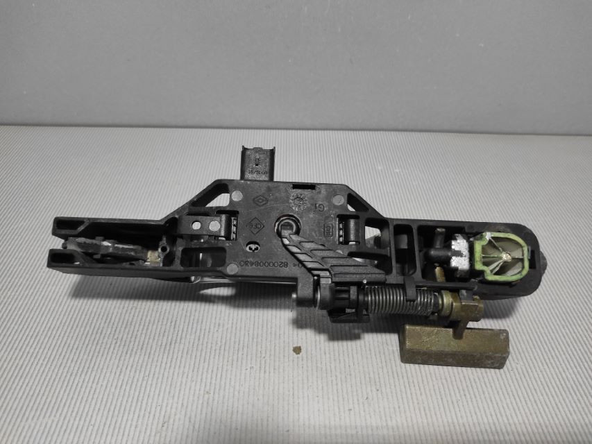 RUCKA VRATA RENAULT LAGUNA > 01-05 8200008430