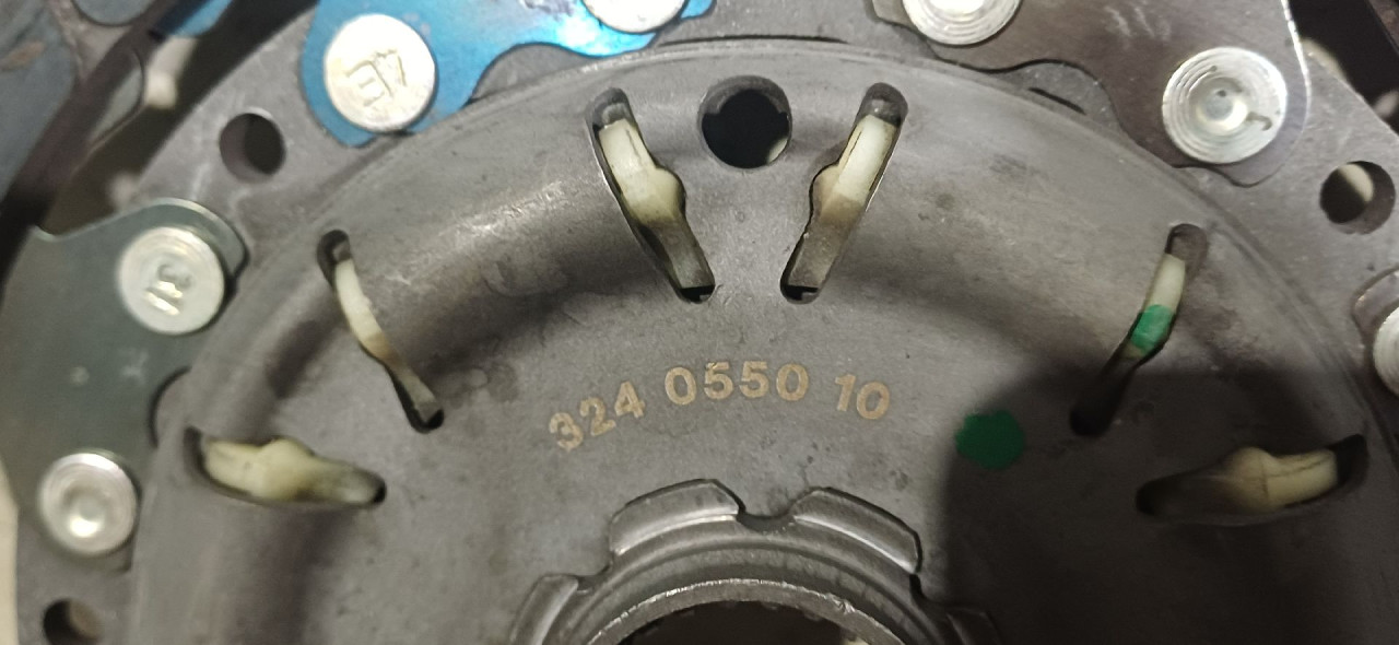DIJELOVI LAMELA VW TIGUAN > 07-11 2.0 324055010
