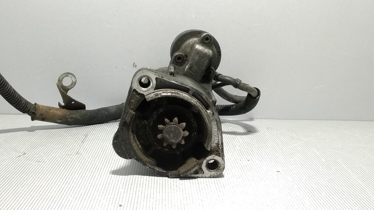 DIJELOVI ALNASER VW PASSAT B5 > 00-05 068911024H