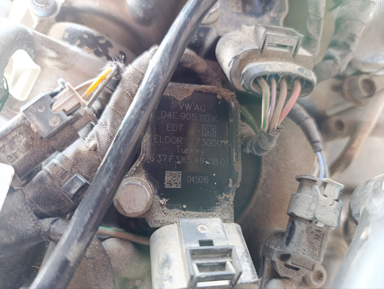DIJELOVI BOMBINA SKODA FABIA > 18- 04E905110K