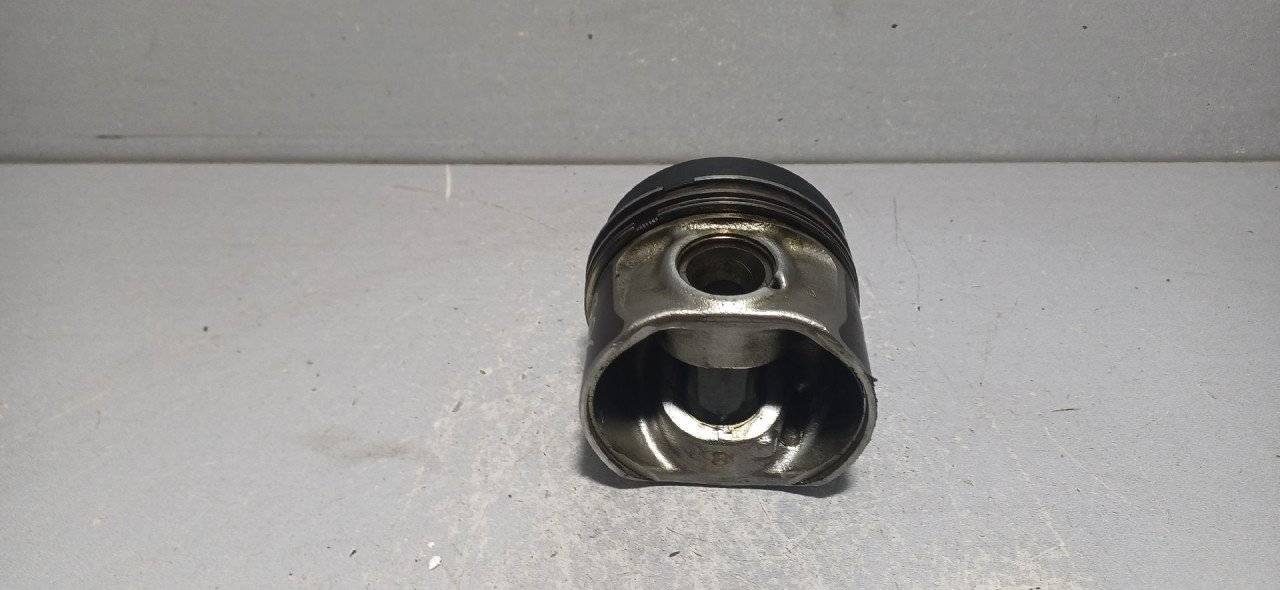 DIJELOVI KLIP VW CADDY > 10-15