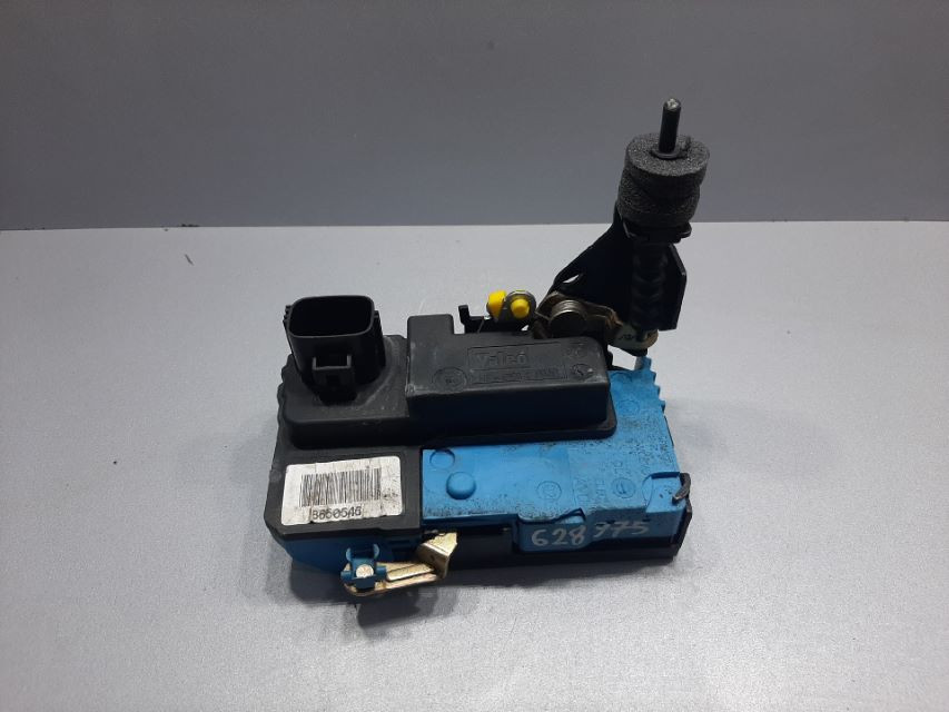 DIJELOVI BRAVA VRATA VOLVO S80 > 98-06 8650546