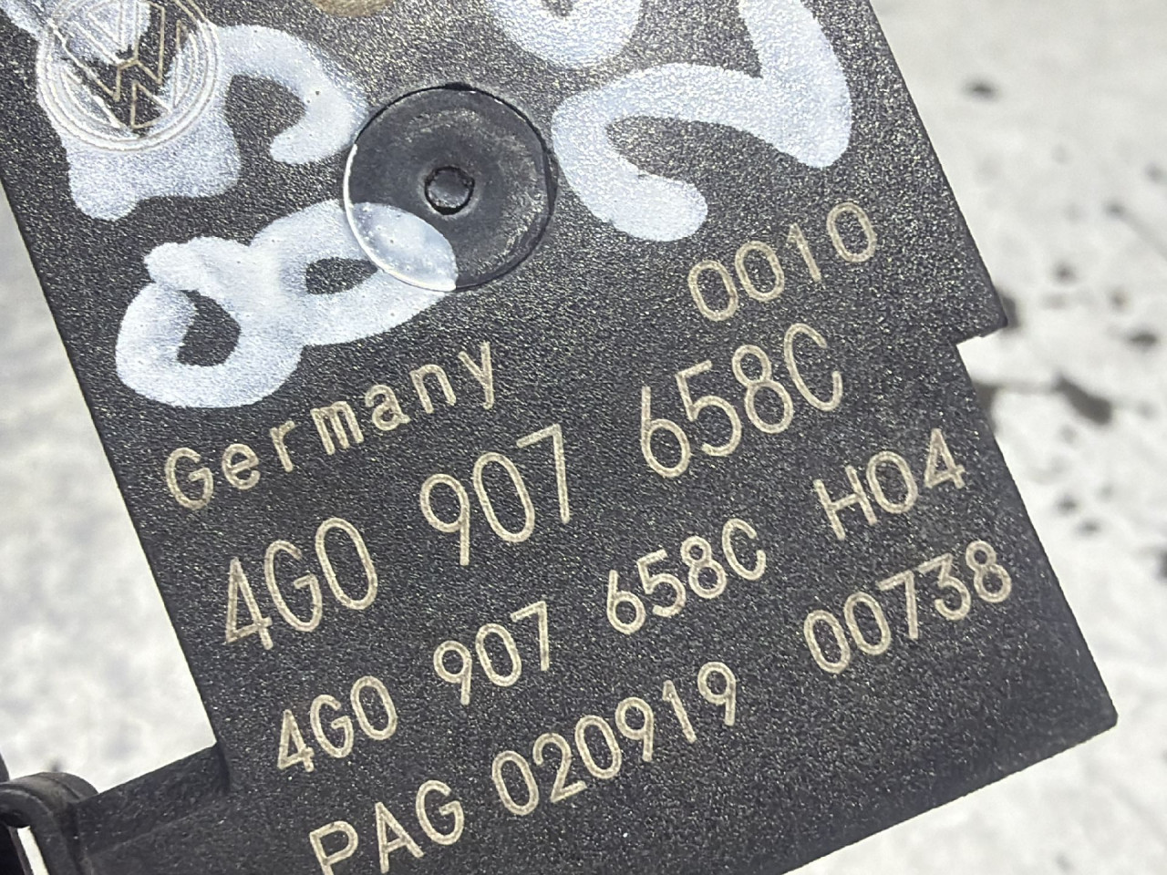 DIJELOVI SENZOR AUDI A6 4K > 18- 4G0907658C