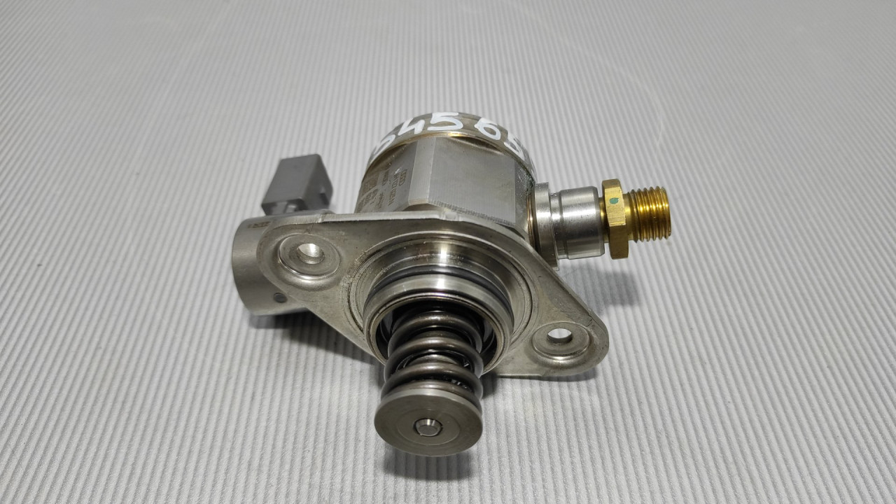 PUMPA VISOKOG PRITISKA AUDI A4 (B8) > 07-11 06H127025N