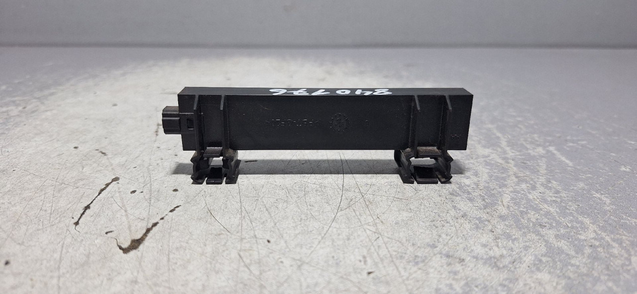DIJELOVI ANTENA VW GOLF 8 > 19- 5WA962132