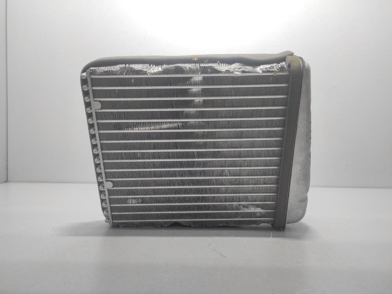 MALI HLADNJAK VW PASSAT B7 > 10-14 1K0819031E