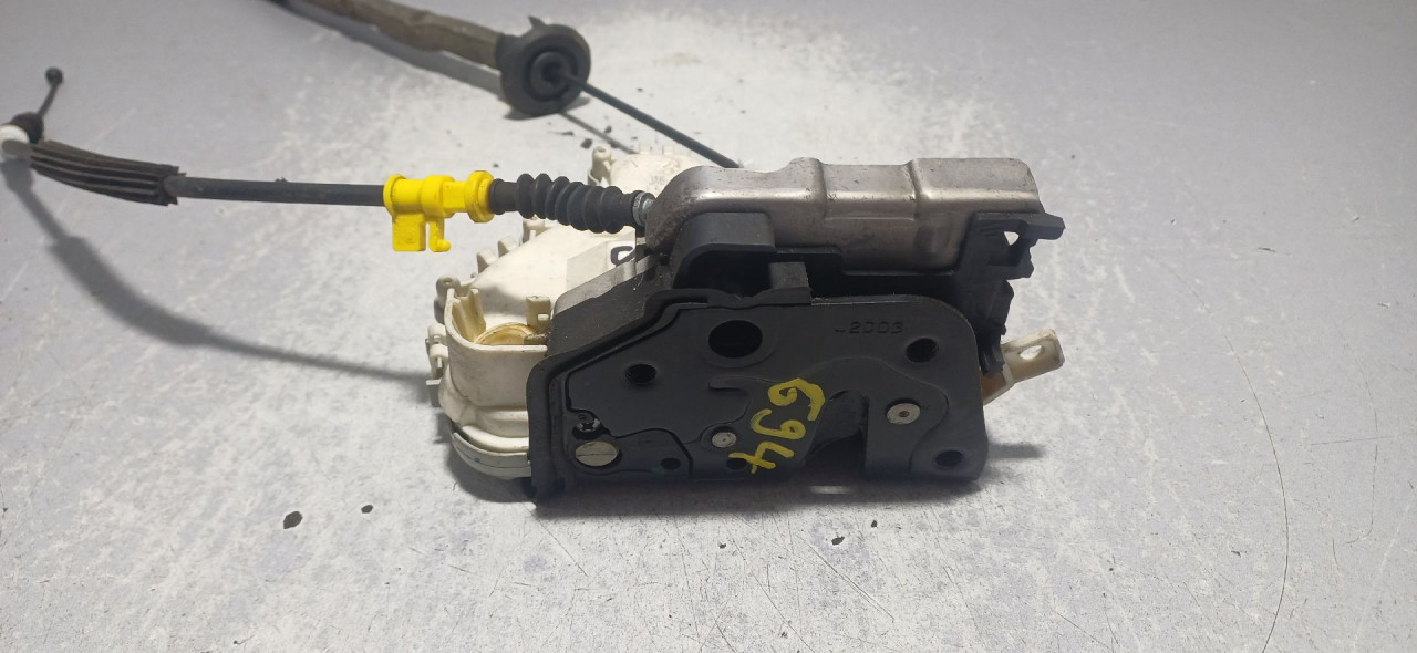 BRAVA VRATA AUDI A8 (4H) > 10-14 8J2837016C