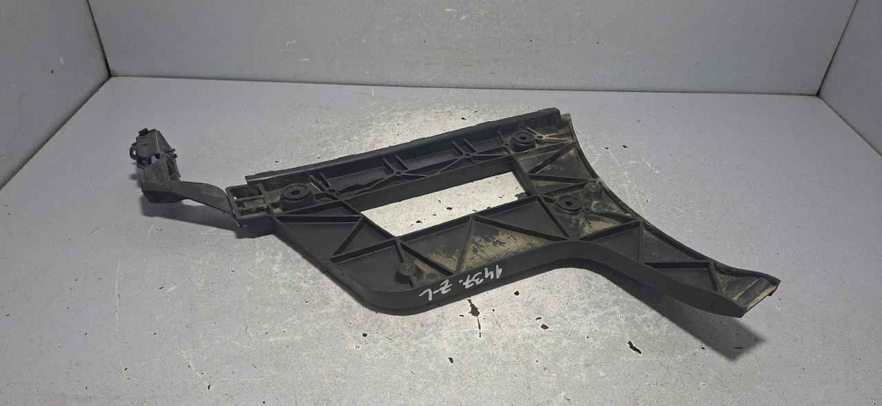 NOSAC ZADNJEG BRANIKA AUDI A4 (B8) > 07-11 8K5807453