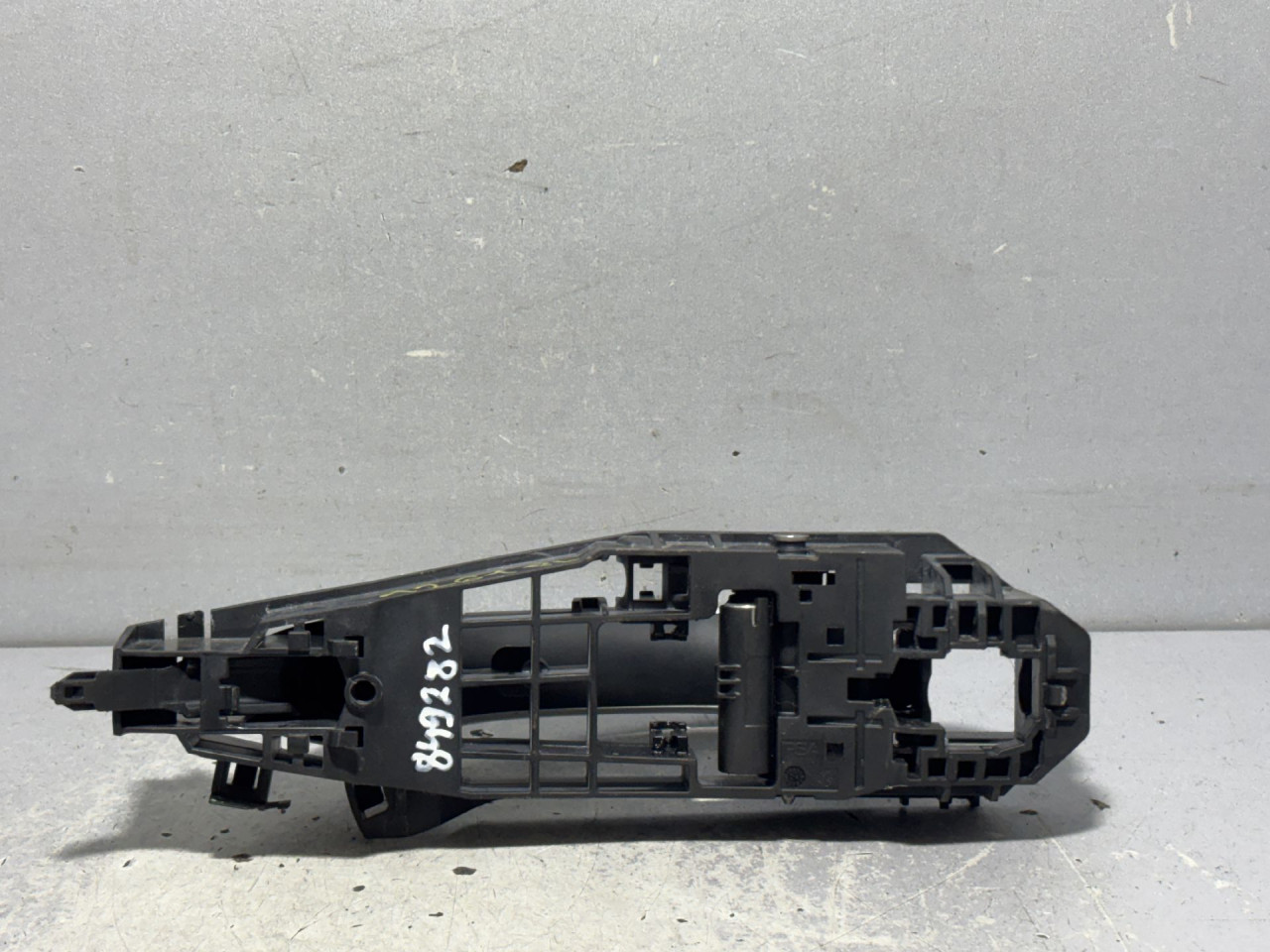 DIJELOVI RUCKA VRATA PEUGEOT 308 > 21- 9849924280
