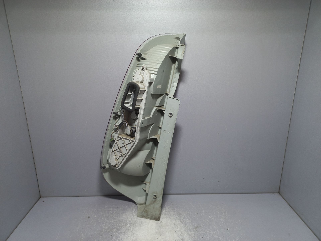 STOP SVJETLO SKODA PRAKTIK > 07-15 5J7945096