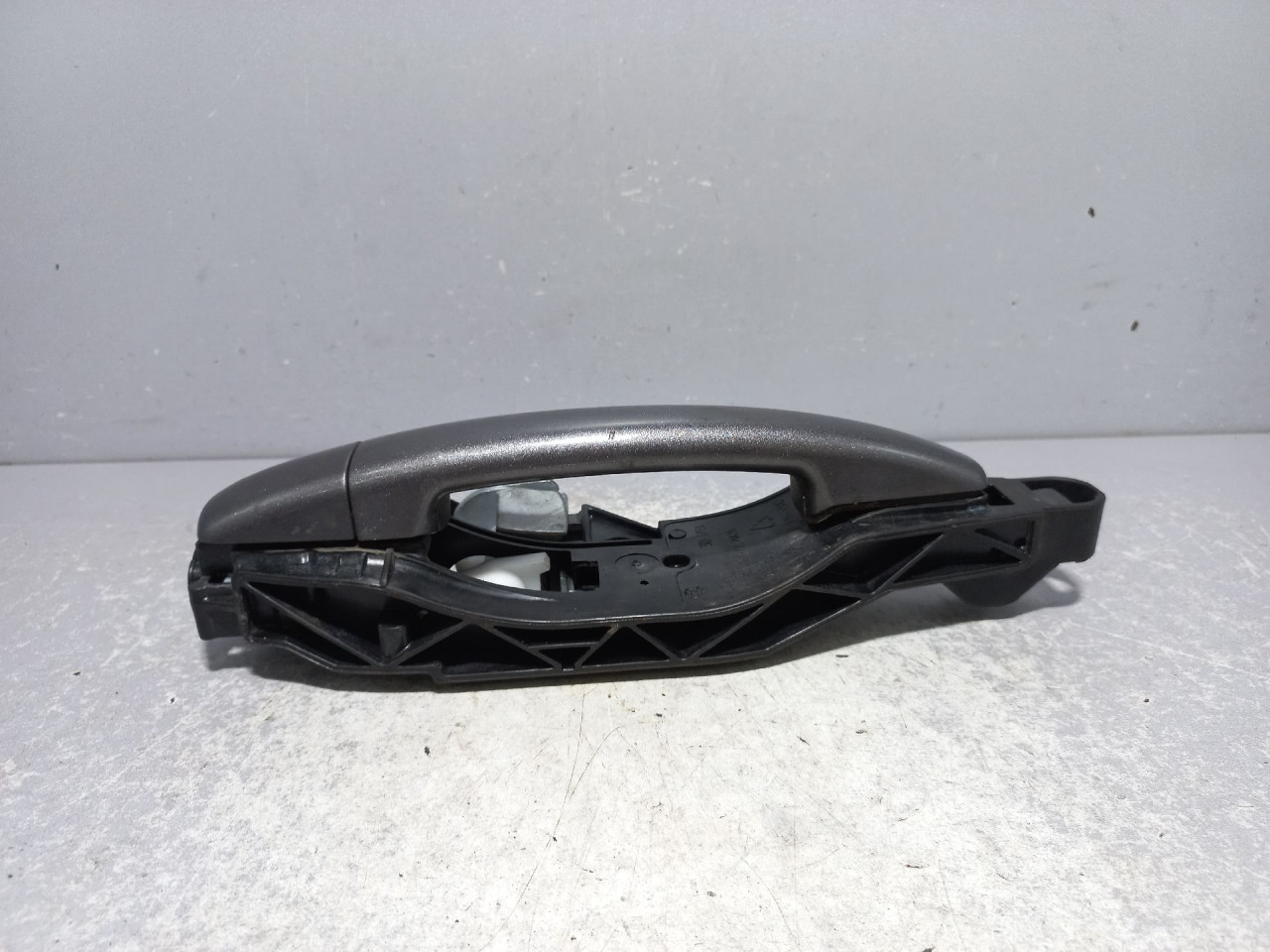 RUCKA VRATA PEUGEOT 2008 > 13-16 9672961080