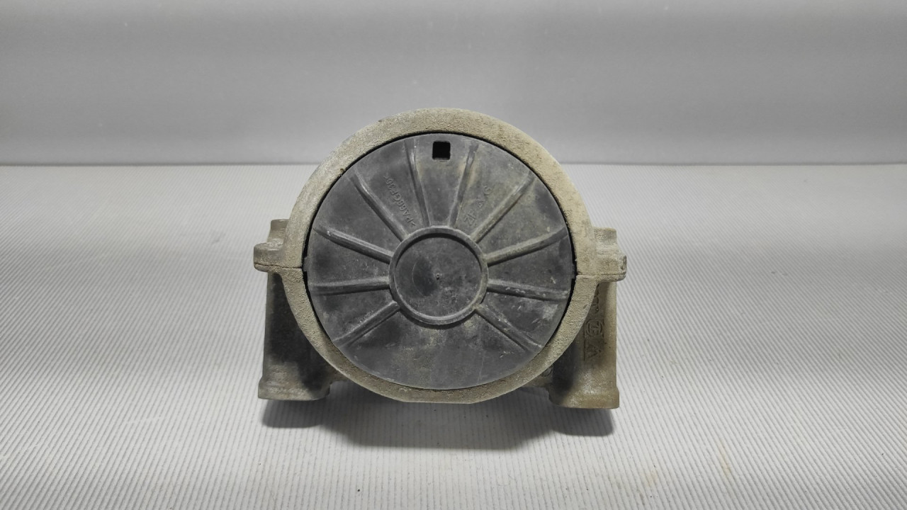 DIJELOVI NOSAC MOTORA AUDI Q5 > 12-16 8R0199301
