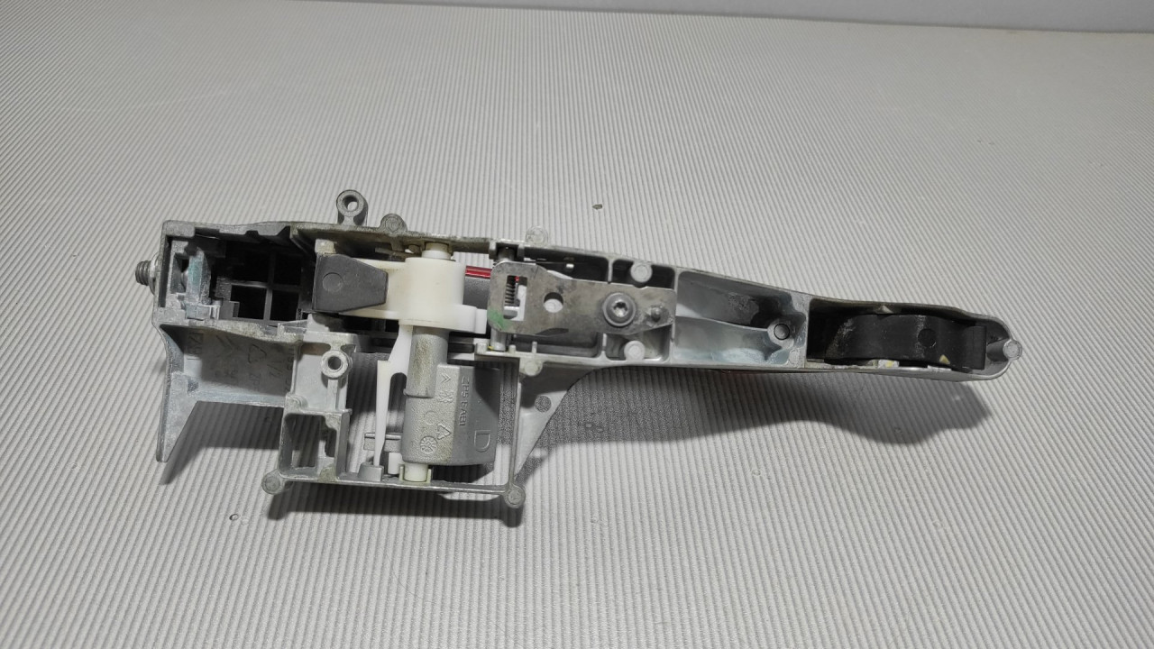 RUCKA VRATA PEUGEOT 308 > 07-11 9680168580
