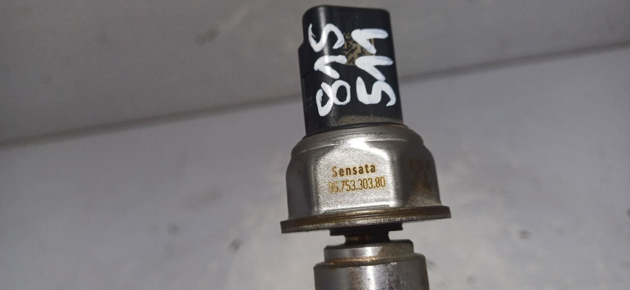 SENZOR PRITISKA GORIVA CITROEN C4 > 10-17 9675330380