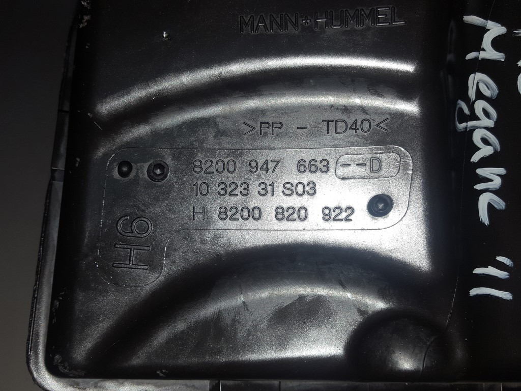 KUCISTE FILTERA ZRAKA RENAULT MEGANE > 08-12 8200947663