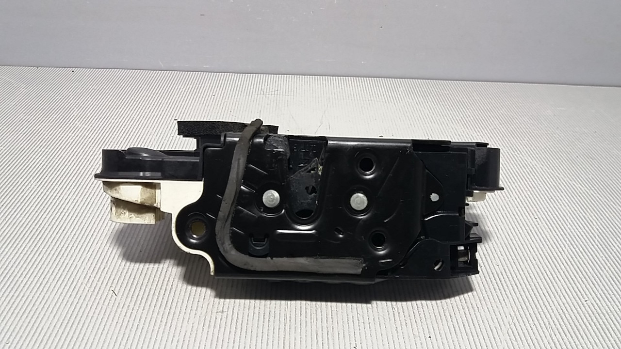 DIJELOVI BRAVA VRATA VW GOLF 7 > 12-16 15A5K1837015E