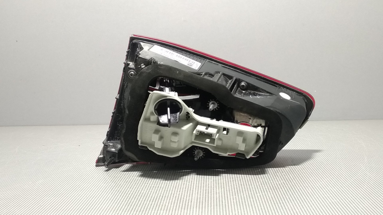 STOP SVJETLO VW GOLF 7 > 12-16 5G0945093AC