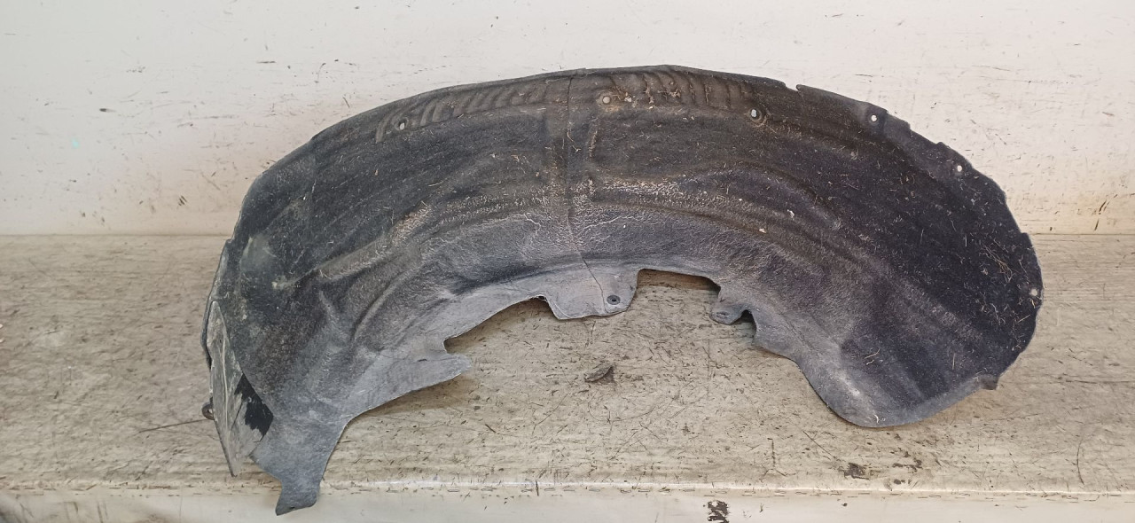 UNUTRASNJI BLATOBRAN MERCEDES E KLASA (W213/S213) > 16-