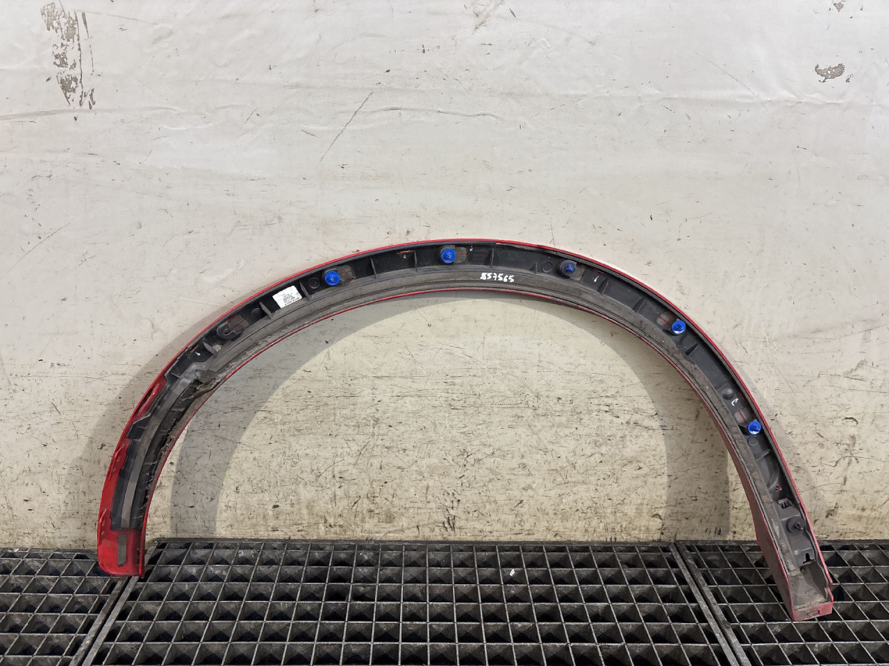 DIJELOVI RUB BLATOBRANA AUDI Q3 > 11-15 8U0853817C