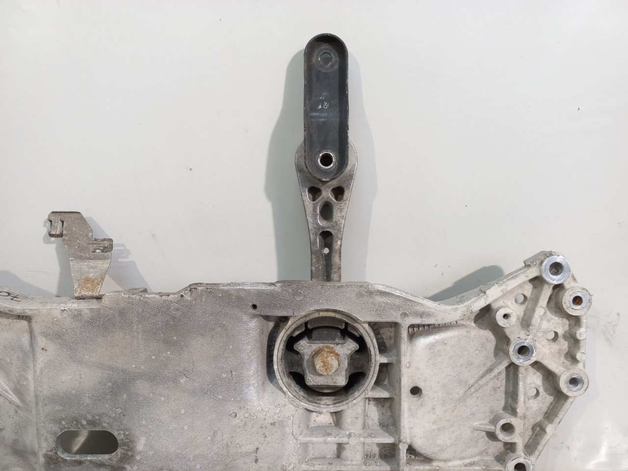 DIJELOVI NOSAC VW CADDY > 03-10 1K0199855L
