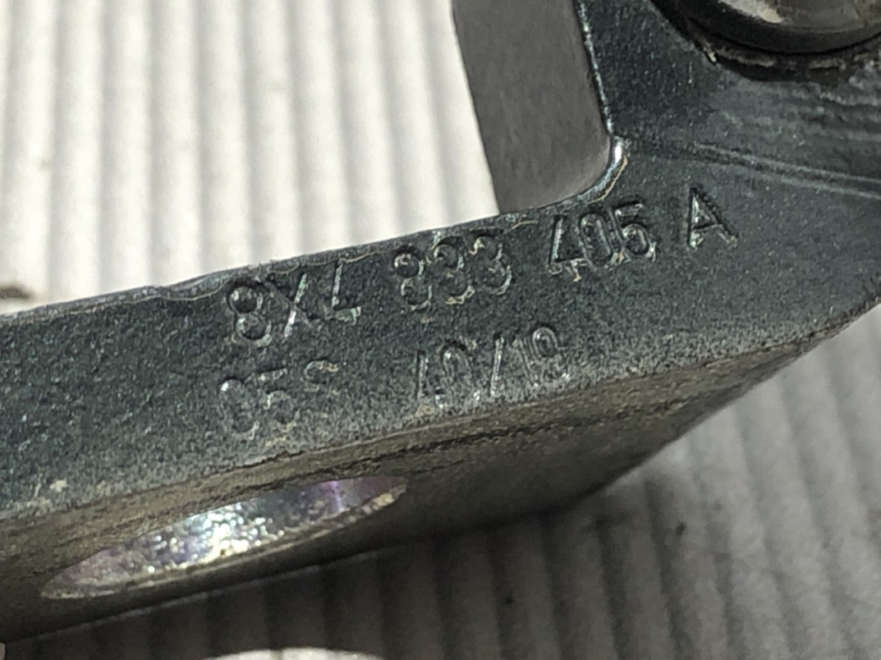 BAGLAMA BMW SERIJA 1 (E87/E81) > 04-07 A046574