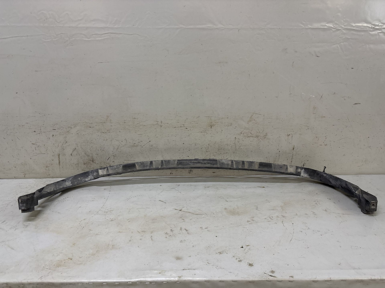 NOSAC ZADNJEG BRANIKA VW PASSAT B6 > 05-10 3C9807863