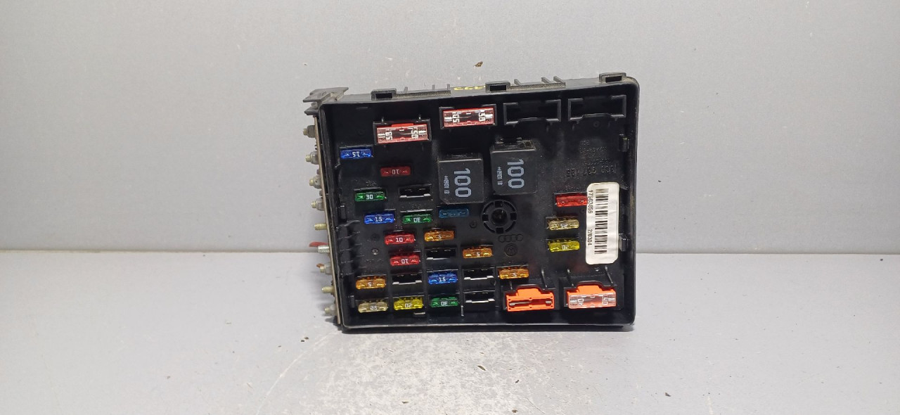 ELEKTRONIKA KUTIJA OSIGURACA VW PASSAT B6 > 05-10 3C093