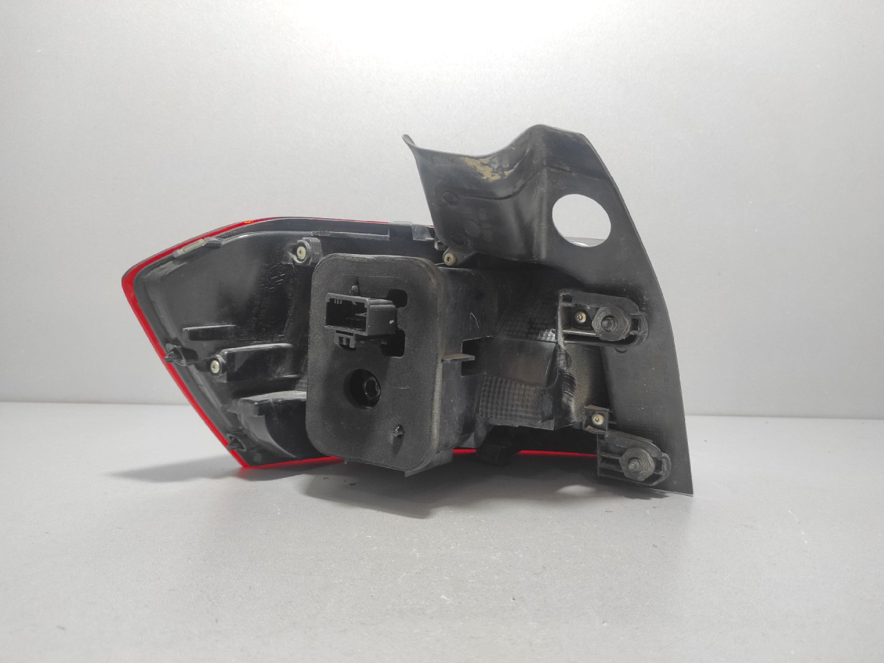DIJELOVI STOP SVJETLO VW PASSAT B8 > 14- 3G9945312