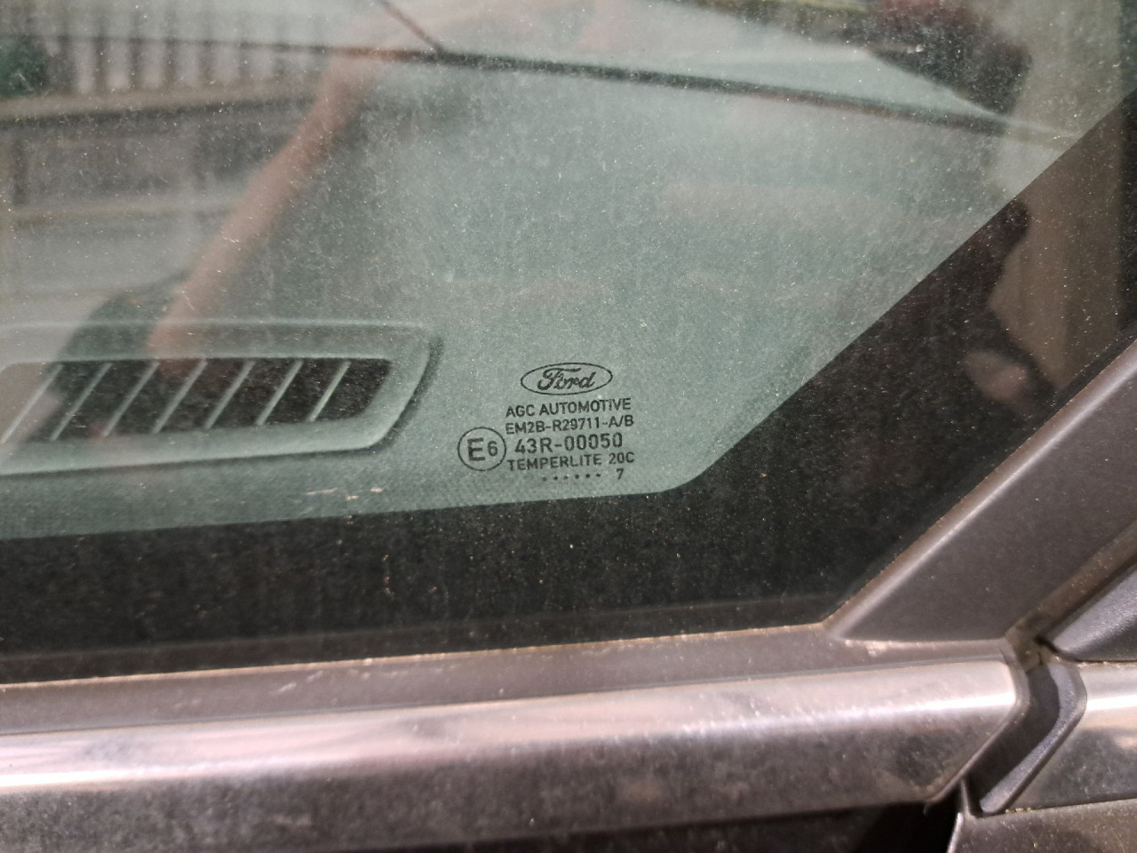 DIJELOVI STAKLO FORD S-MAX > 15-23