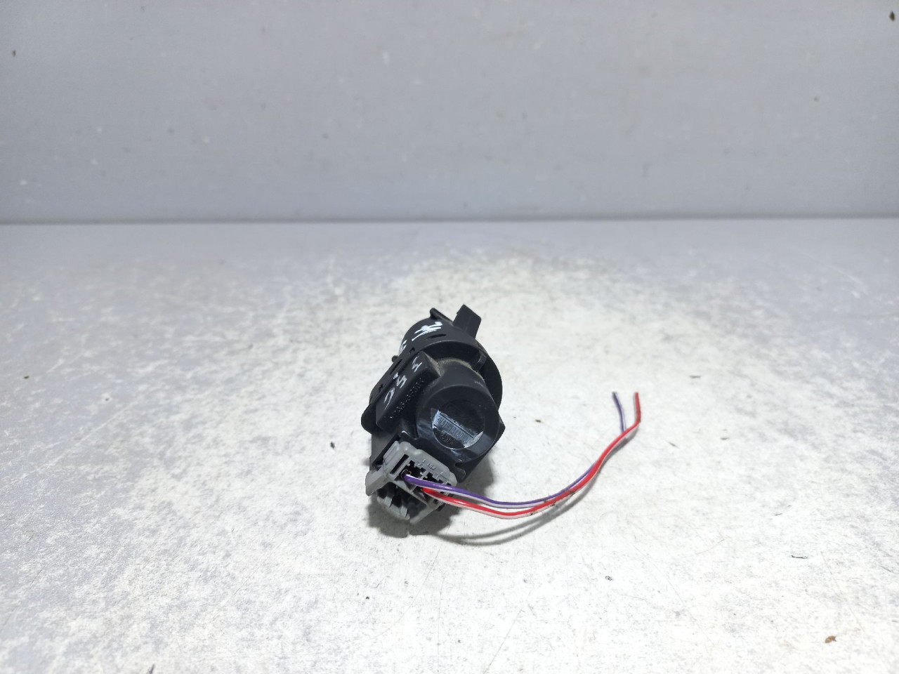 PREKIDAC VOLVO S60/V60 > 10-13 3M5T13480AC