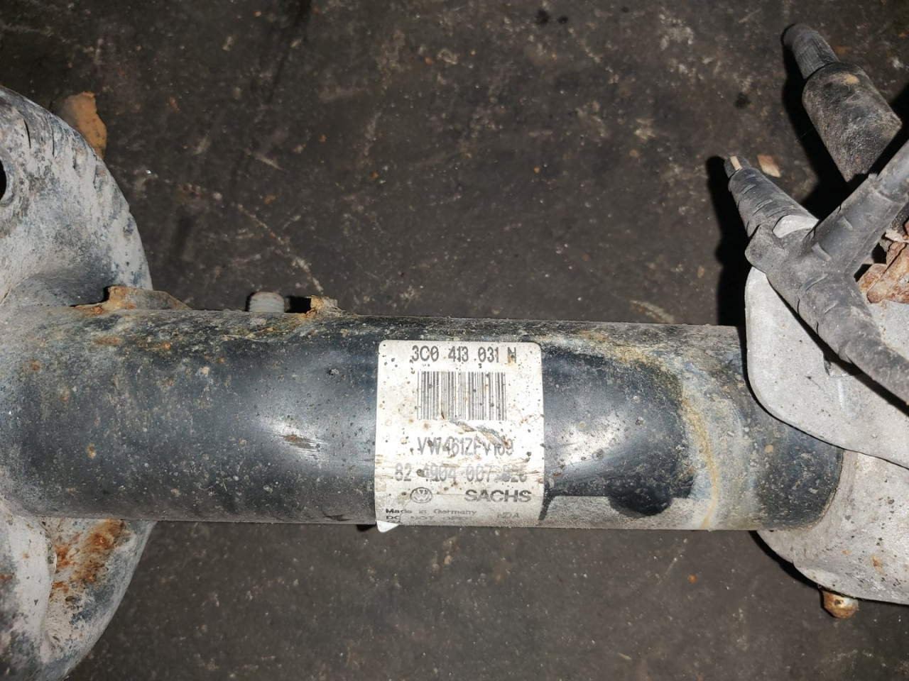 DIJELOVI AMORTIZER VW PASSAT B7 > 10-14 3C0413031N