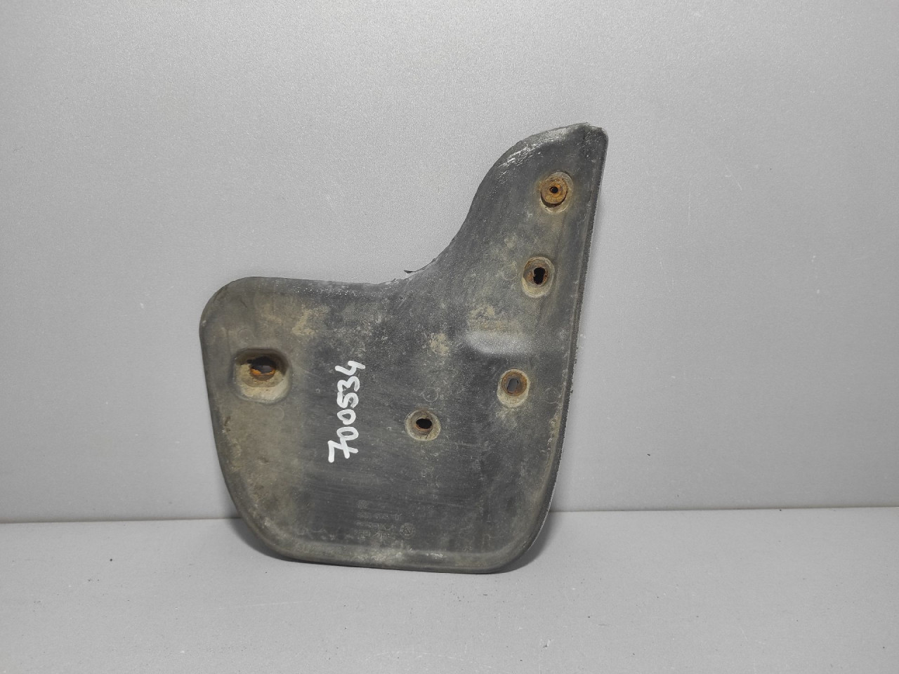 POKLOPAC NA BLATOBRANU VW POLO > 05-09 6Q0075111