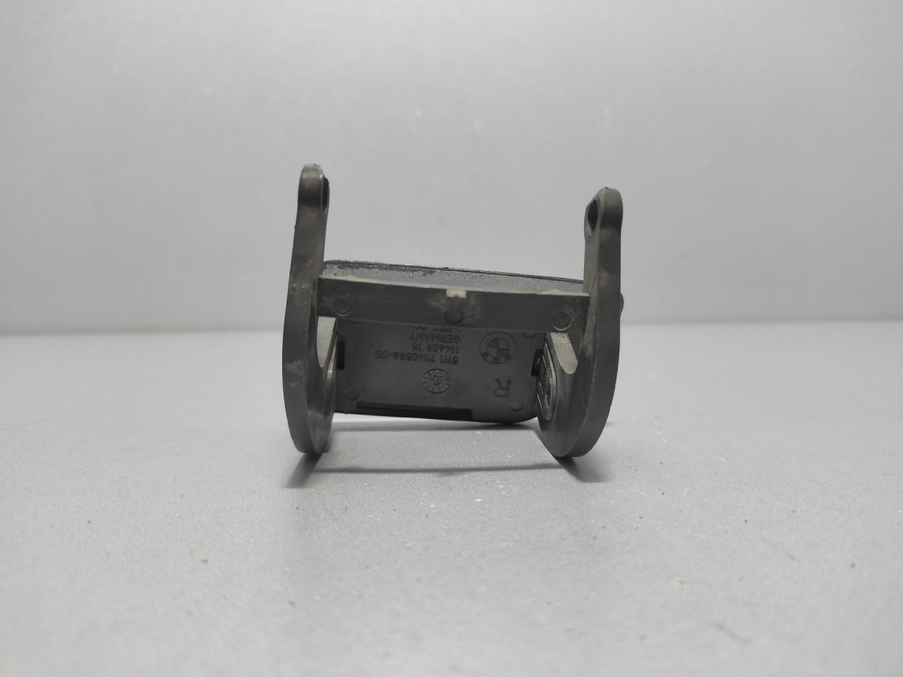 PLASTIKA BRANIKA BMW SERIJA 5 (E60/E61) > 03-07 7060586