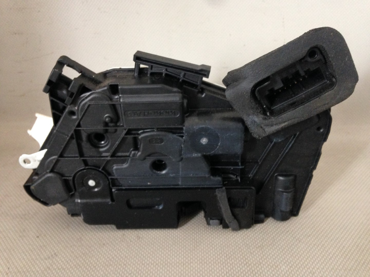 DIJELOVI BRAVA VRATA VW GOLF 6 > 08-12 5K1837016B