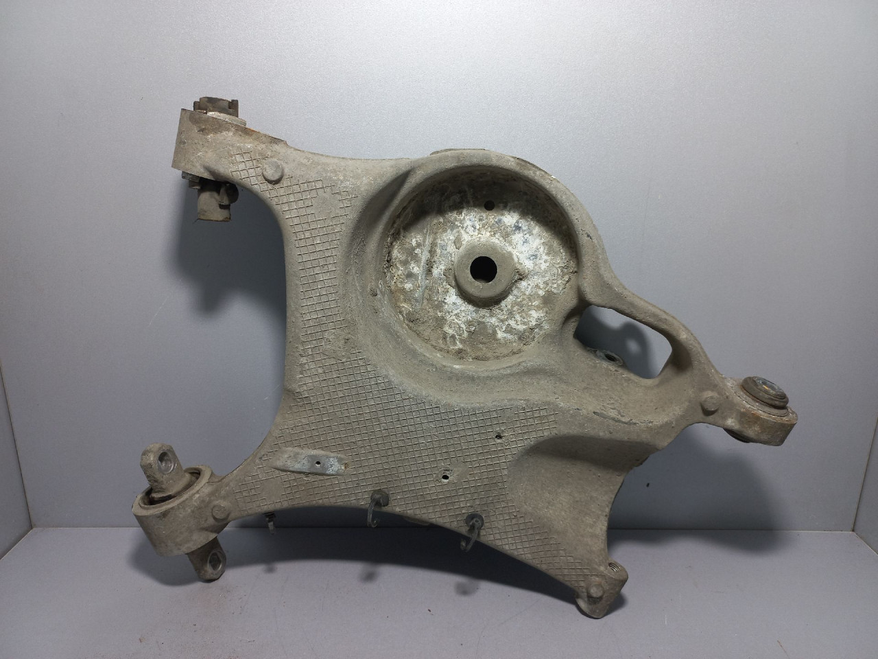 DIJELOVI LAFETA VOLVO XC90 > 15-19 2.0 31360733AB