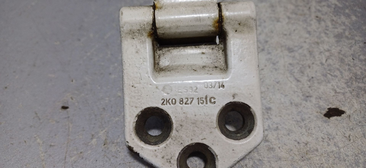 DIJELOVI BAGLAMA VW CADDY > 03-10 2K0827151C
