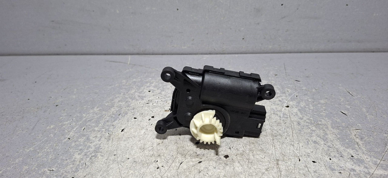 DIJELOVI MOTORIC KLAPNE SKODA OCTAVIA > 19- 2.0 2Q0907511G
