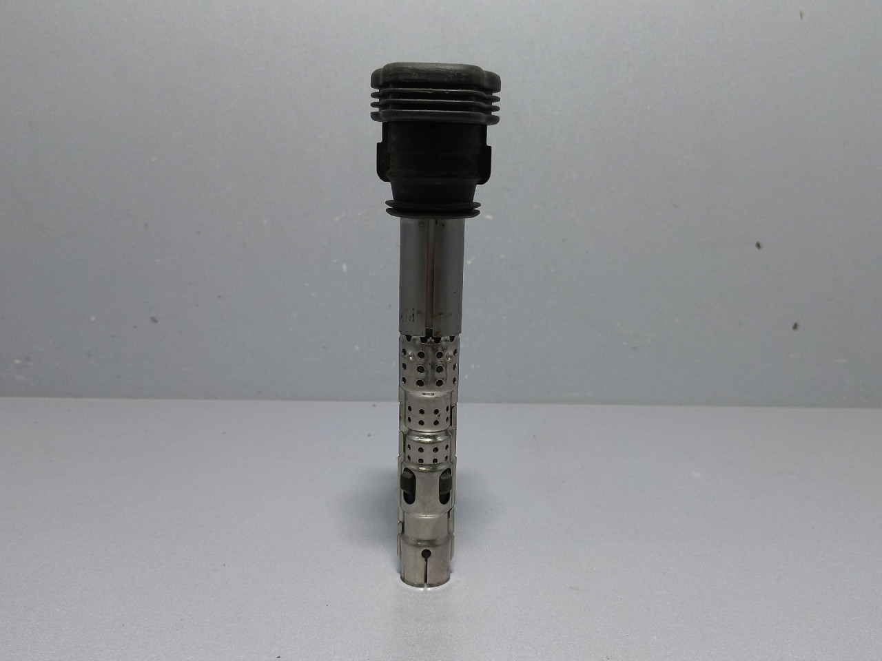 DIJELOVI BOMBINA VW PASSAT B6 > 05-10 06F905115F