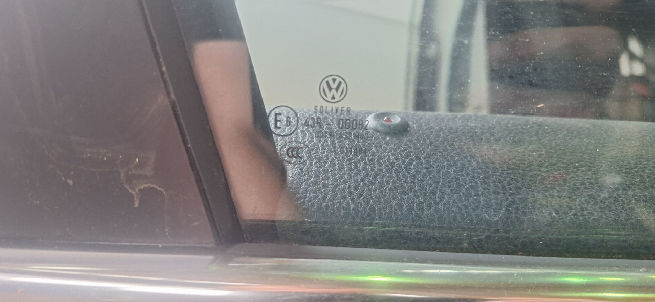 DIJELOVI STAKLO VW PASSAT B7 > 10-14 1.6