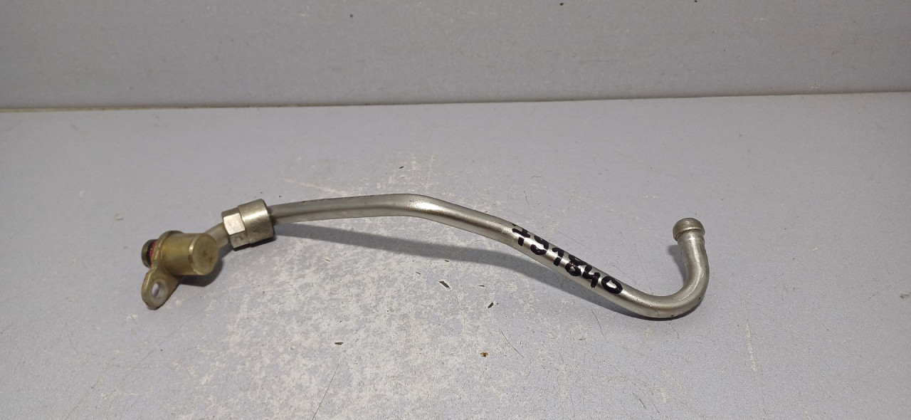 DIJELOVI CRIJEVO VW GOLF 8 > 19- 2.0 05L145771A