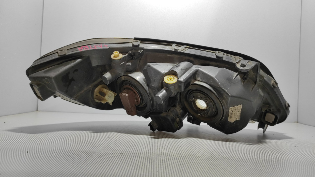 DIJELOVI FAR OPEL ZAFIRA > 99-05 90582021