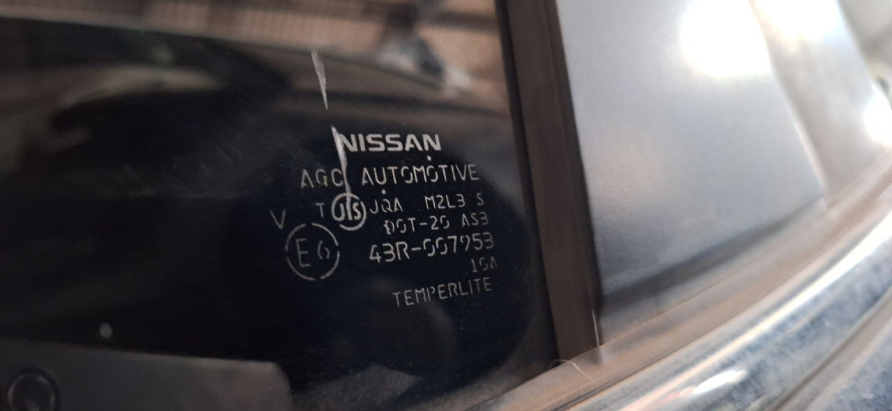 DIJELOVI STAKLO NISSAN X-TRAIL > 14-17