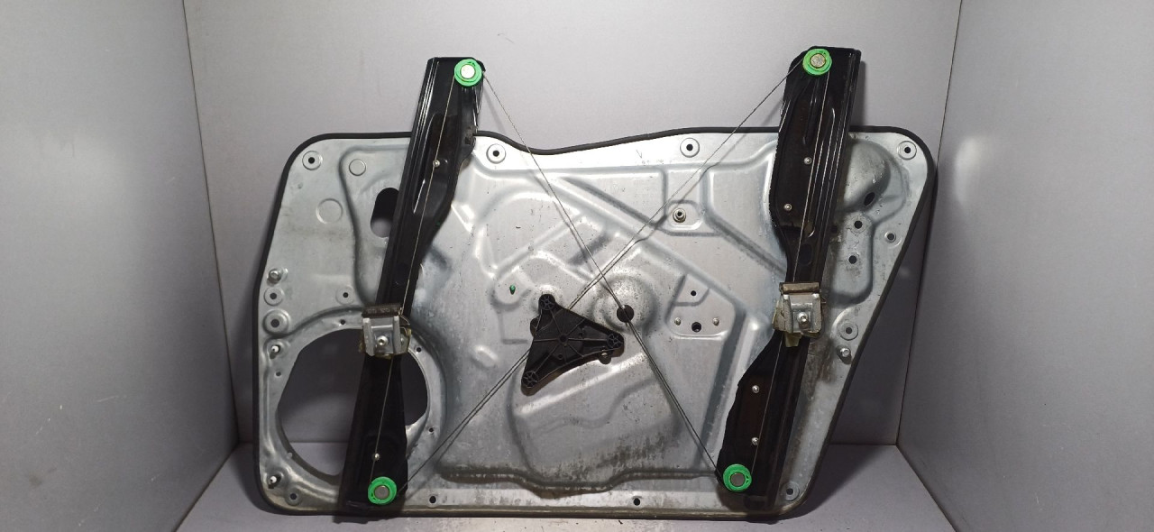 DIJELOVI ELEKTRO PODIZAC STAKLA VW TIGUAN > 11-15 2.0 5N0837755