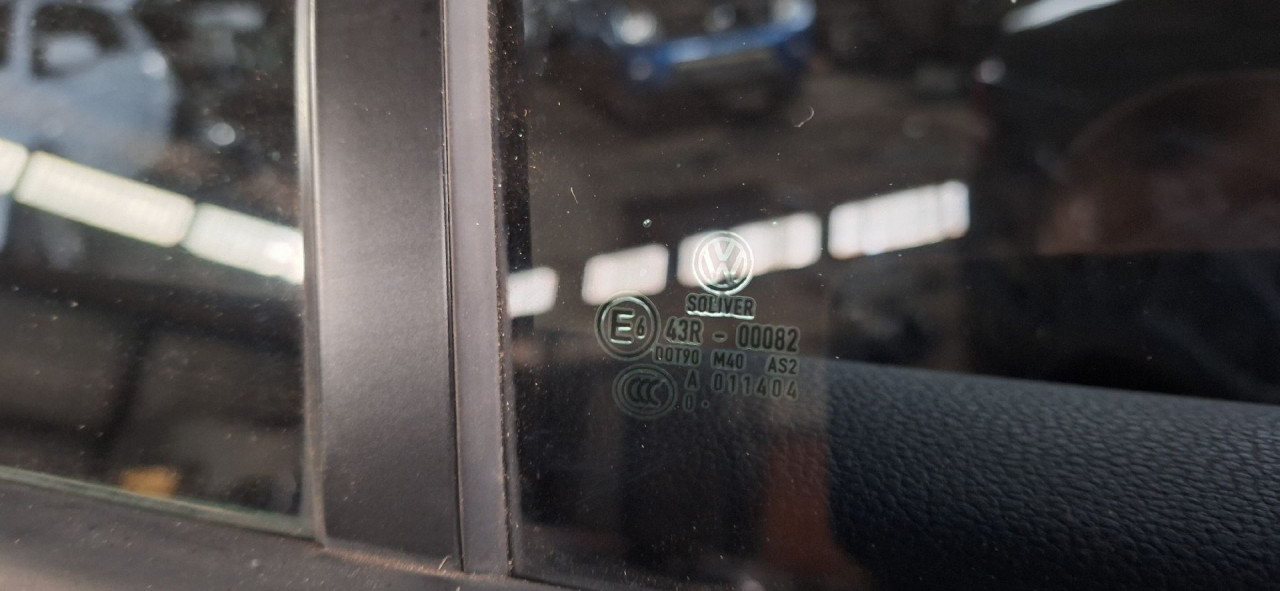 DIJELOVI STAKLO VW PASSAT B7 > 10-14 1.6