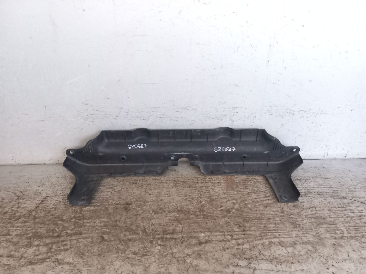 PLASTIKA BRANIKA KIA SORENTO > 02-06 865853E000