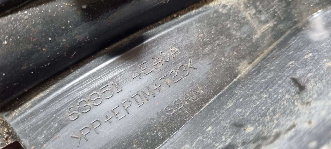 POKLOPAC NA BLATOBRANU NISSAN QASHQAI > 14-17 638514EA0