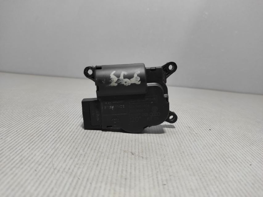 DIJELOVI MOTORIC VENTILATORA VW T5 > 03-09 2.5 3093694